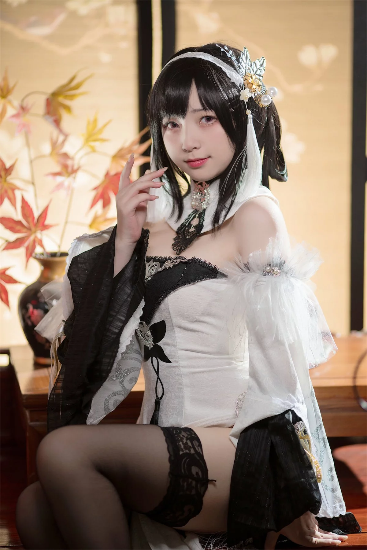 Xgyw.Org_网络美女花铃镇海主题私房性感黑白礼裙配黑色蕾丝袜秀曼妙身姿迷人诱惑写真109P