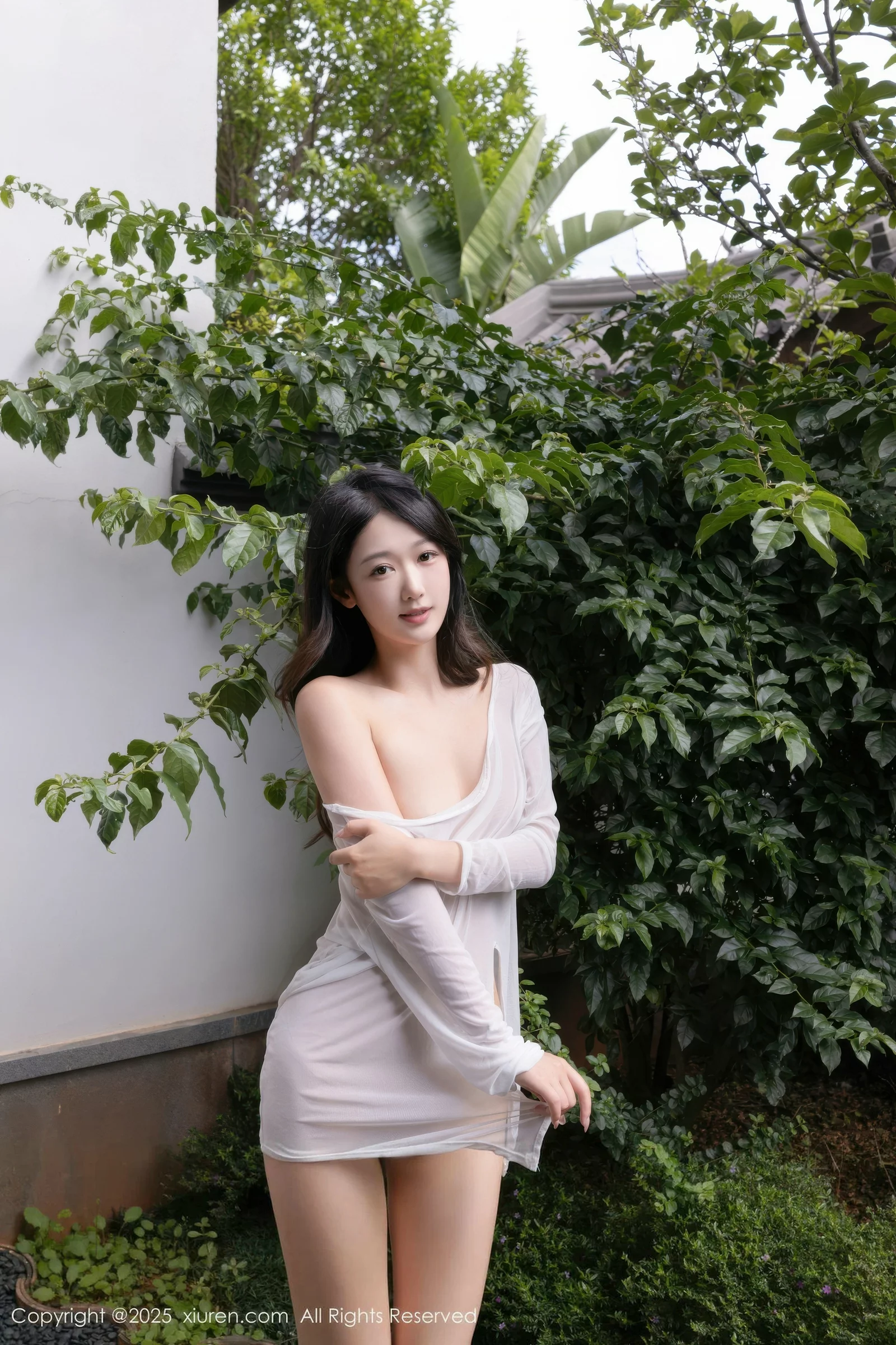 Xgyw.Org_[XiuRen秀人网]No.10662_模特唐安琪性感红色短裙露红色泳衣秀曼妙身姿迷人诱惑写真80P