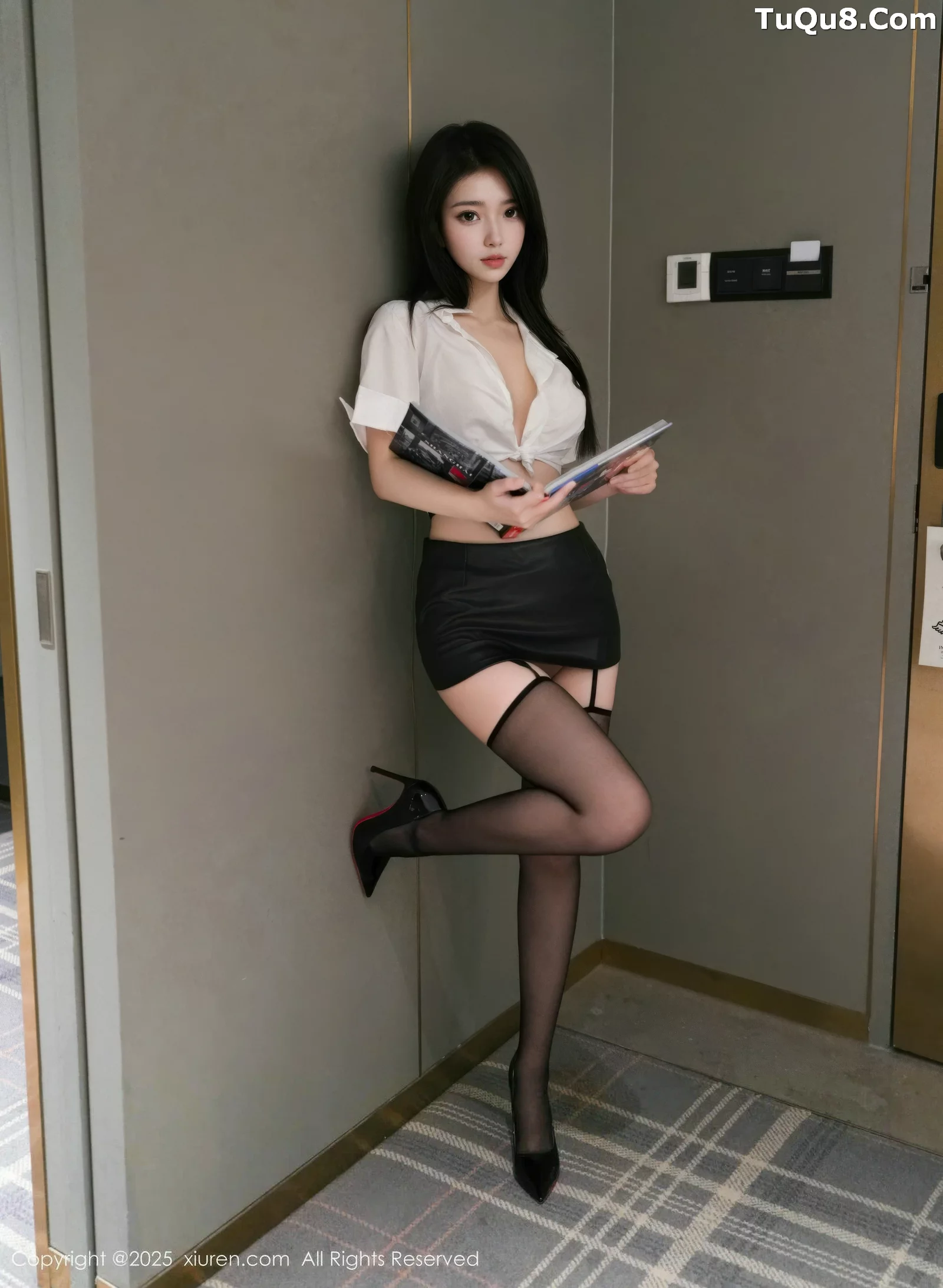 Xgyw.Org_[XiuRen秀人网]No.10669_新人模特烧烧小桃性感黑色情趣内衣配黑丝吊袜秀曼妙身材诱惑写真99P