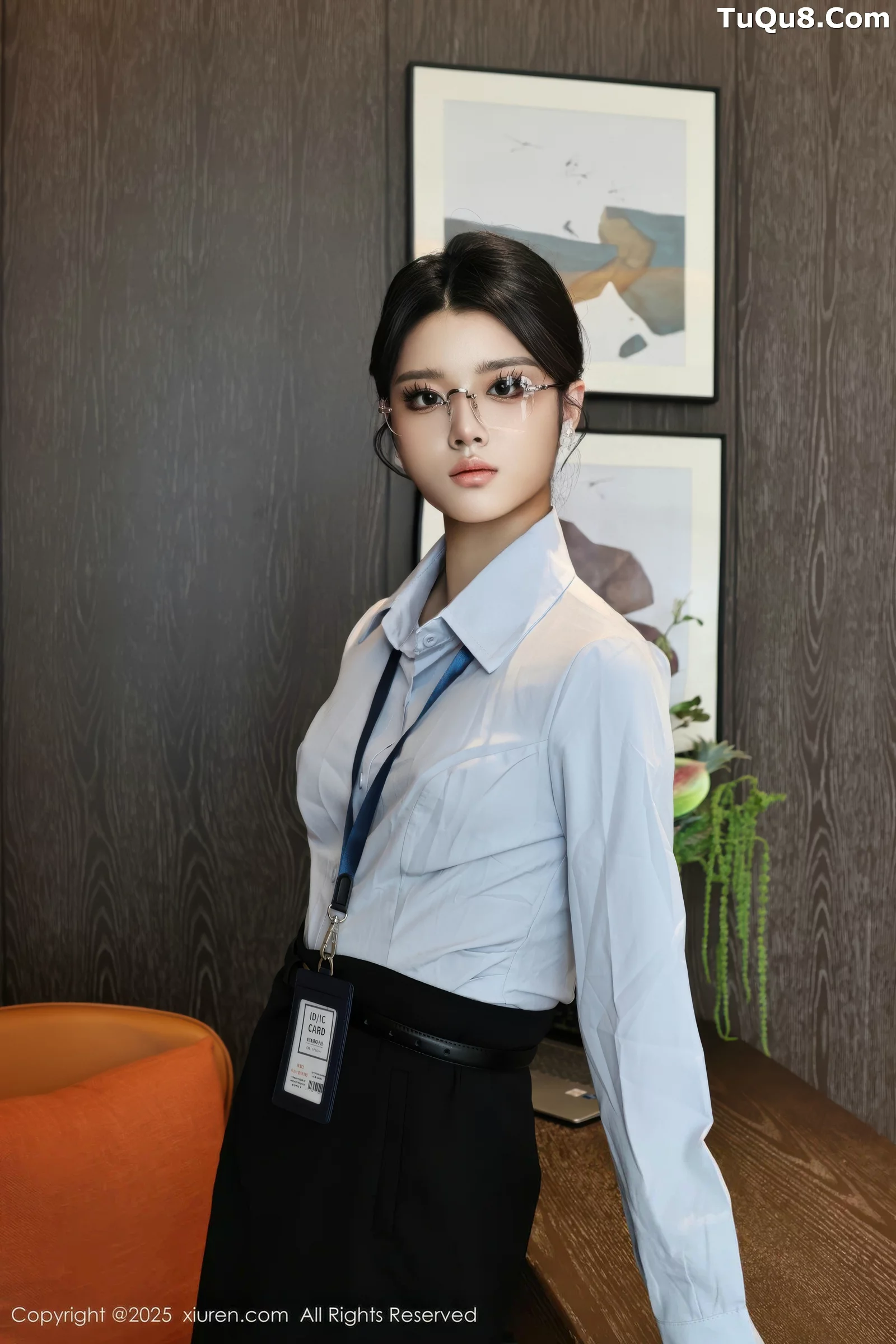 Xgyw.Org_[XiuRen秀人网]No.10674_模特糯梨子性感蓝色衬衫配黑短裙露超薄肉丝秀曼妙身姿诱惑写真60P