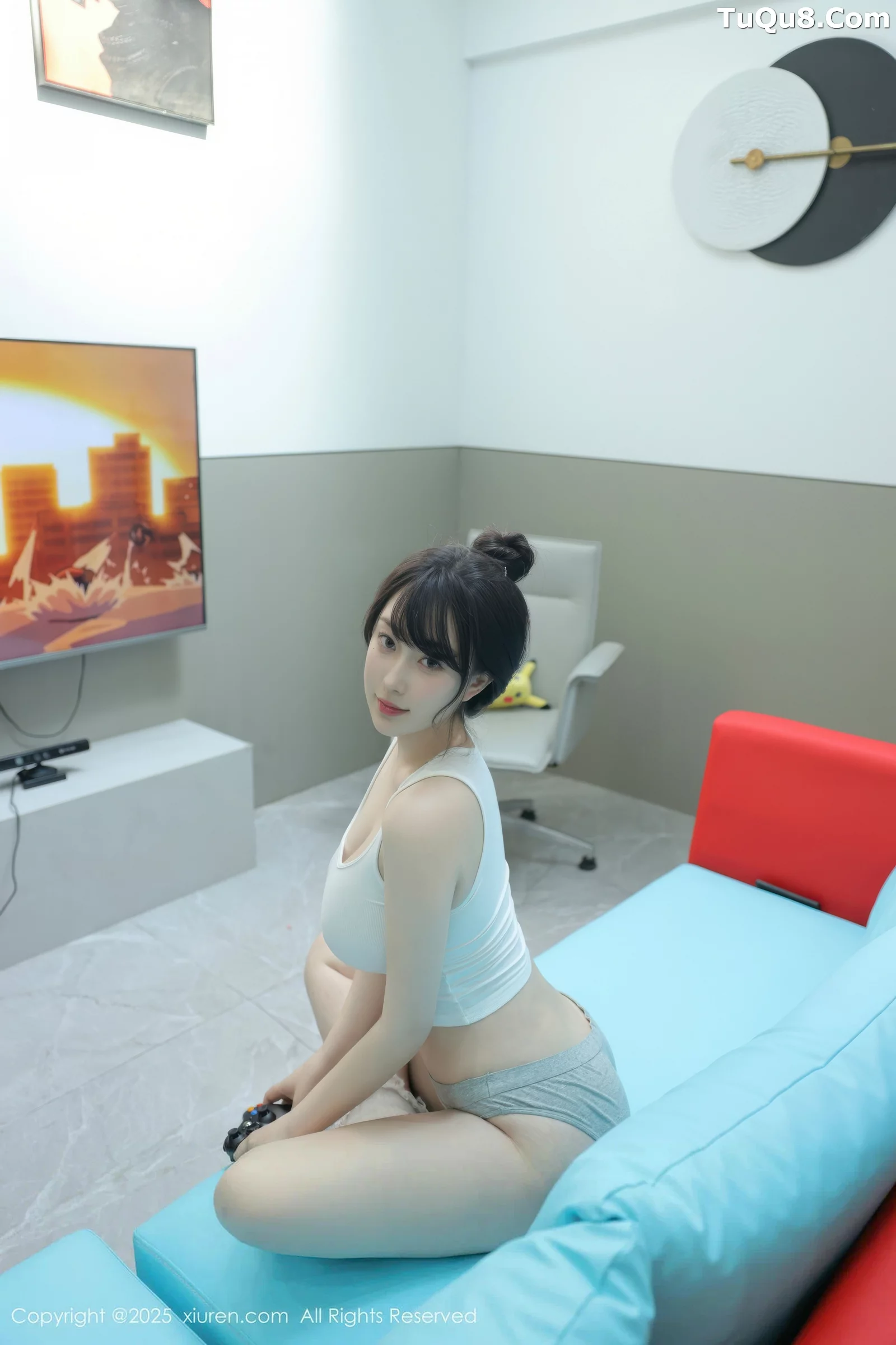 Xgyw.Org_[XiuRen秀人网]No.10676_模特李沁恩lrene性感白色居家上衣配灰色内衣秀丰腴身材诱惑写真70P
