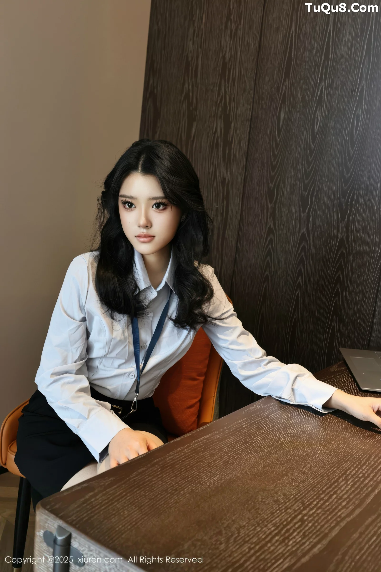 Xgyw.Org_[XiuRen秀人网]No.10674_模特糯梨子性感蓝色衬衫配黑短裙露超薄肉丝秀曼妙身姿诱惑写真60P