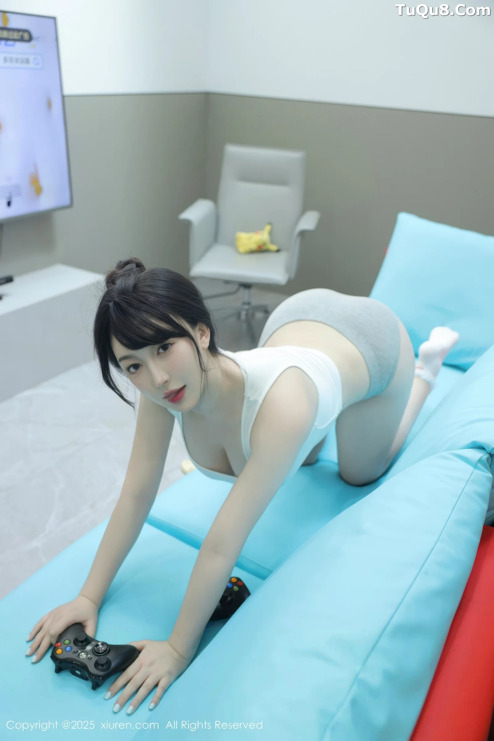 Xgyw.Org_[XiuRen秀人网]No.10676_模特李沁恩lrene性感白色居家上衣配灰色内衣秀丰腴身材诱惑写真70P