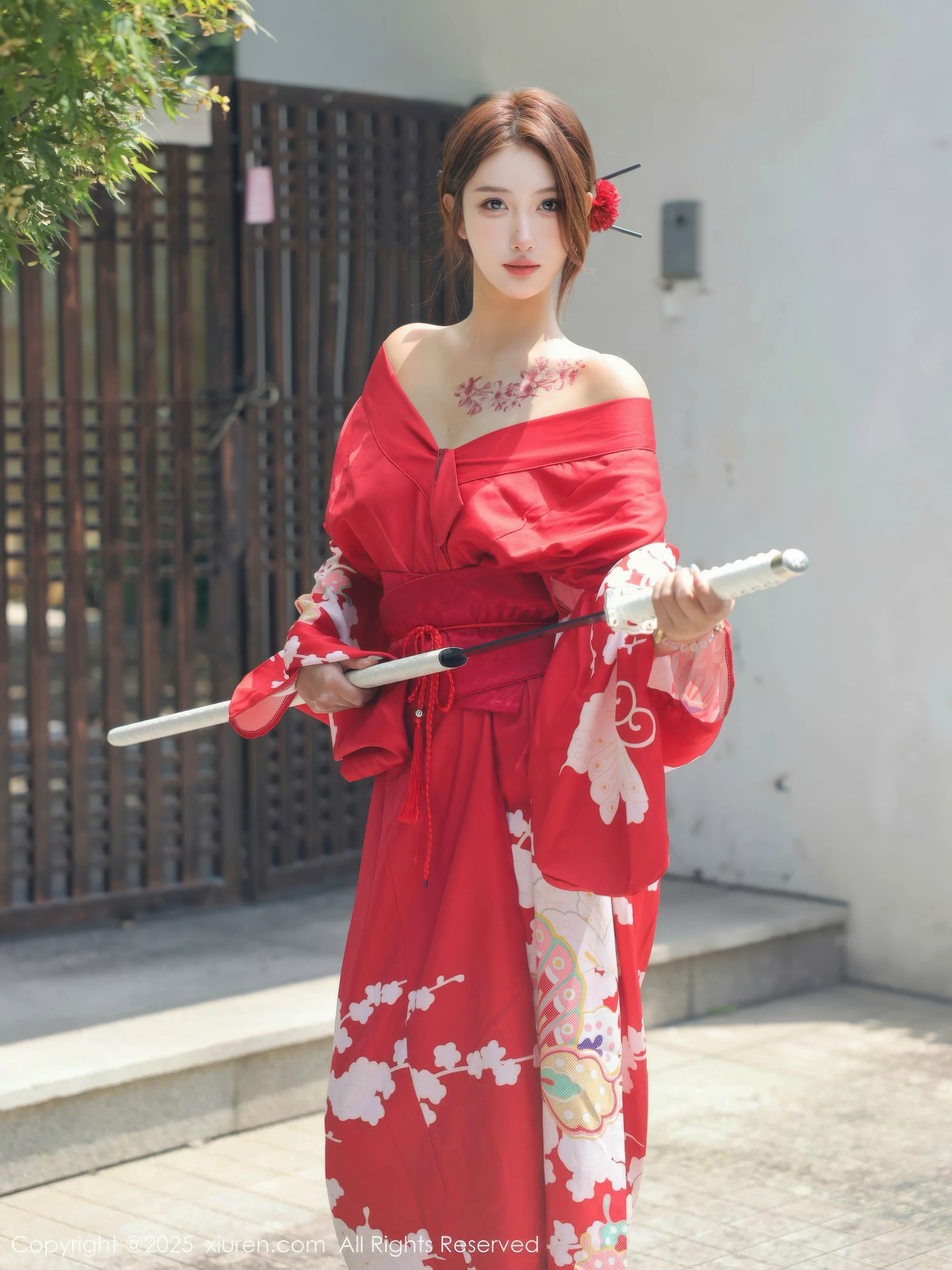 Xgyw.Org_[XiuRen秀人网]No.10683_模特金允希Yuki户外性感红色和服半脱秀完美身材惹火诱惑写真80P