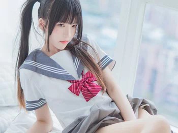 [喵糖映画]Vol.310_马尾辫美少女私房性感水手服饰半撩短裙秀白嫩美腿诱惑写真25P