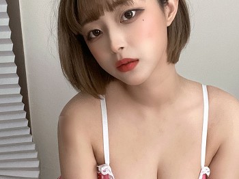 韩国美女模特Kim