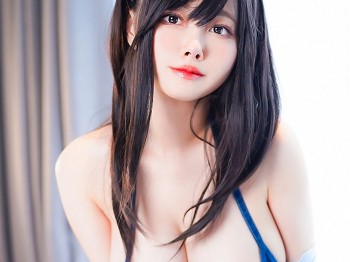 Coser美女Arty亚缇Guitar