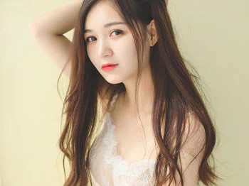 [GIRLT果团网]NO.063_嫩模尹意纯居家白色蕾丝吊带裙缕空秀美乳撩人诱惑写真68P